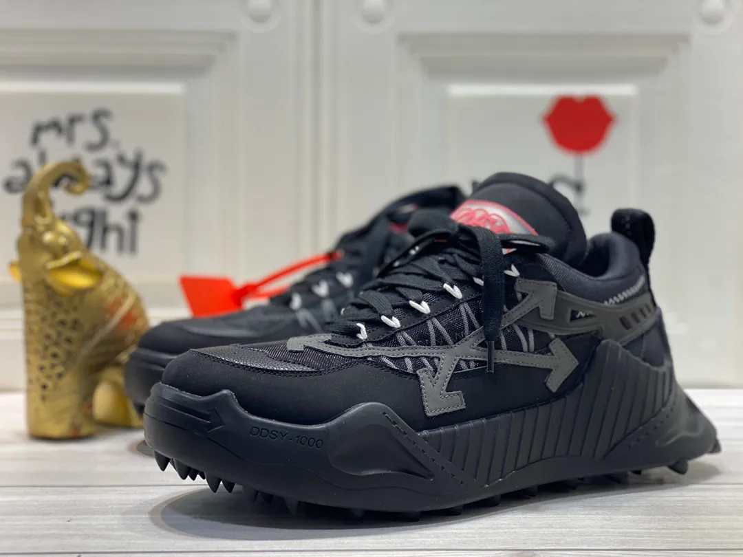 Men's Men's Shoes💰480🌼【New Style】High-end Boutique-🤷‍♂🤷‍♂OFF-WHITE x Air Jordan 】1 The joint shoe has been highly concerned by everyone since its design. The new shoe is shown in the popular Chicago bull white and yellow LOGO color scheme. The shoe body is made of cowhide, cow suede, and other materials. In addition to the X hidden on the inside of the leather, the oversized Swoosh, OFF-WHITE for Nike, Air Jordan 1 birth information and AIR are displayed on both sides of the shoe. The iconic details of OFF-WHITE can be seen on the sole and insole. You can choose a pair if you like the style. Code: 39-44 (45 can be customized